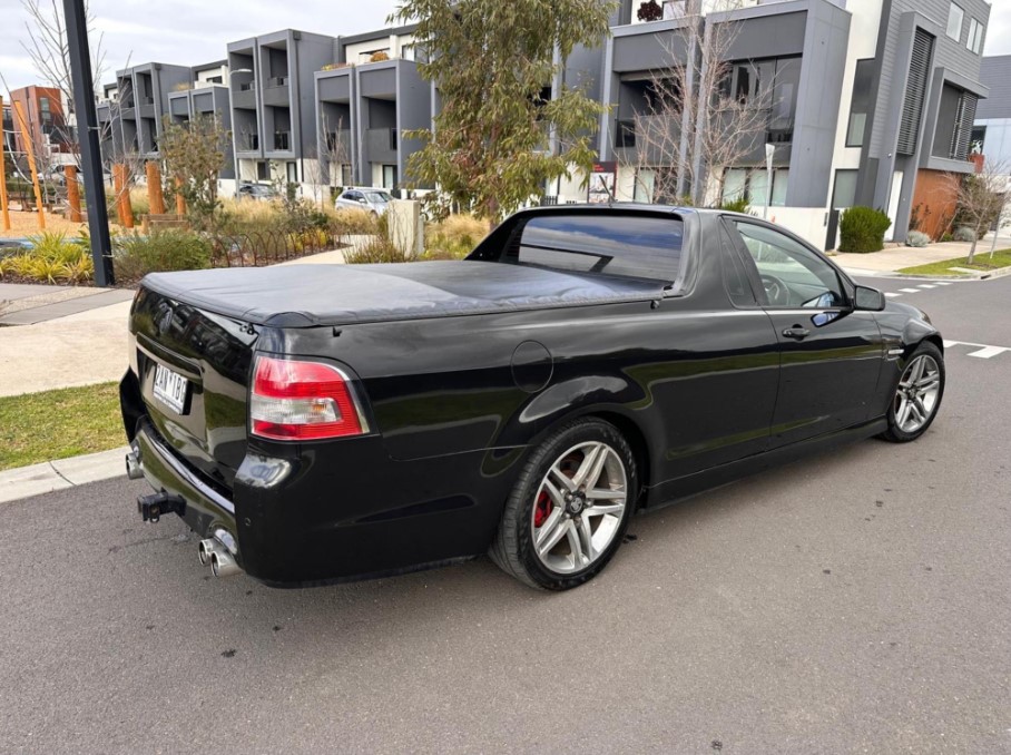 
								2010 HOLDEN Commodore Utility SV6 VE – $3,500 full									