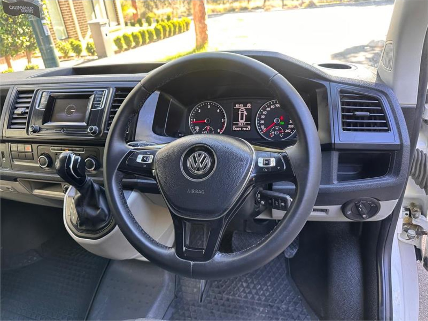 
								2017 VOLKSWAGEN Transporter Dual C/CHAS TDI 400 LWB T6 – $4,500 full									