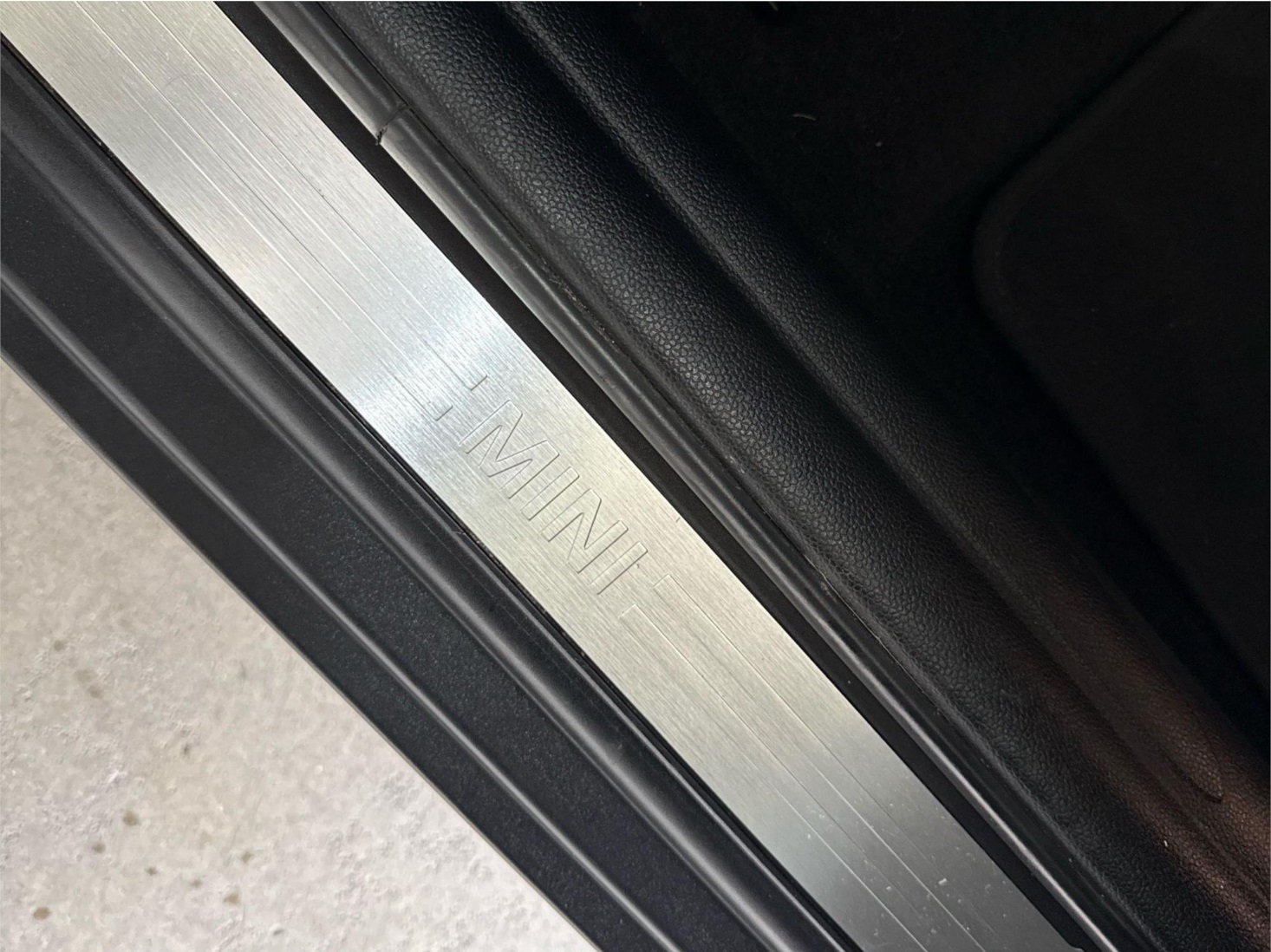 
								2015 MINI Cooper F55 Hatch Hatchback – $4,000 full									