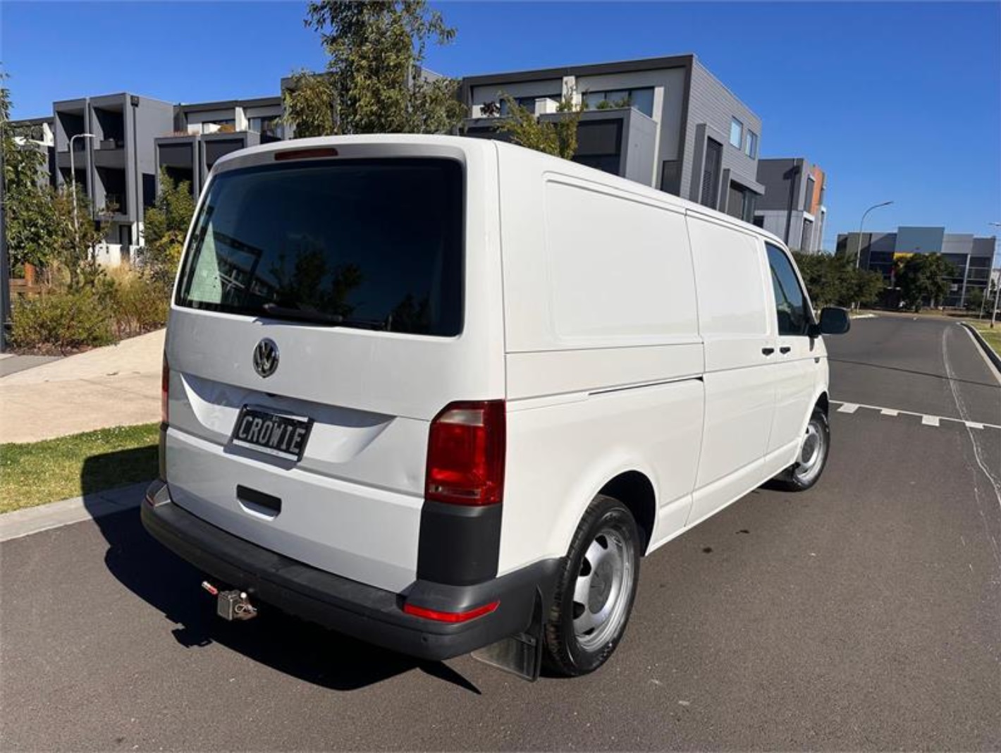 
								2017 VOLKSWAGEN Transporter Dual C/CHAS TDI 400 LWB T6 – $4,500 full									
