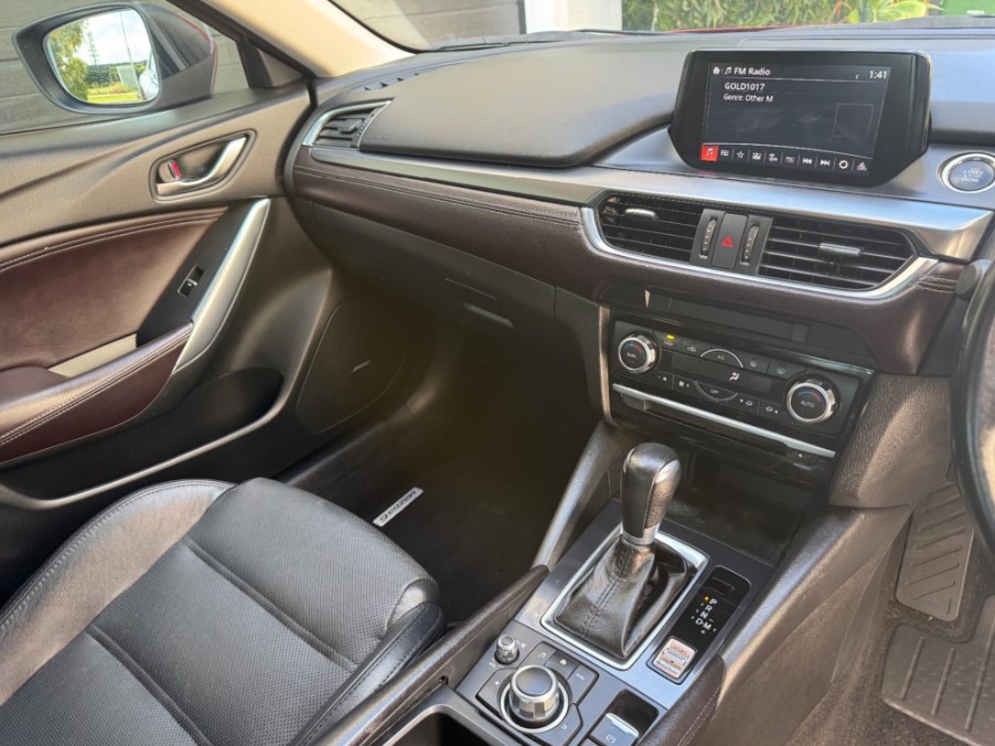 
								2017 MAZDA Mazda6 4D Sedan Touring 6C (GL) – $4,400 full									