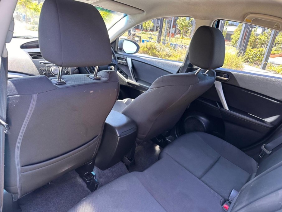 
								2010 MAZDA Mazda3 4D Sedan SP25 BL 10 UPGRADE – $3,750 full									