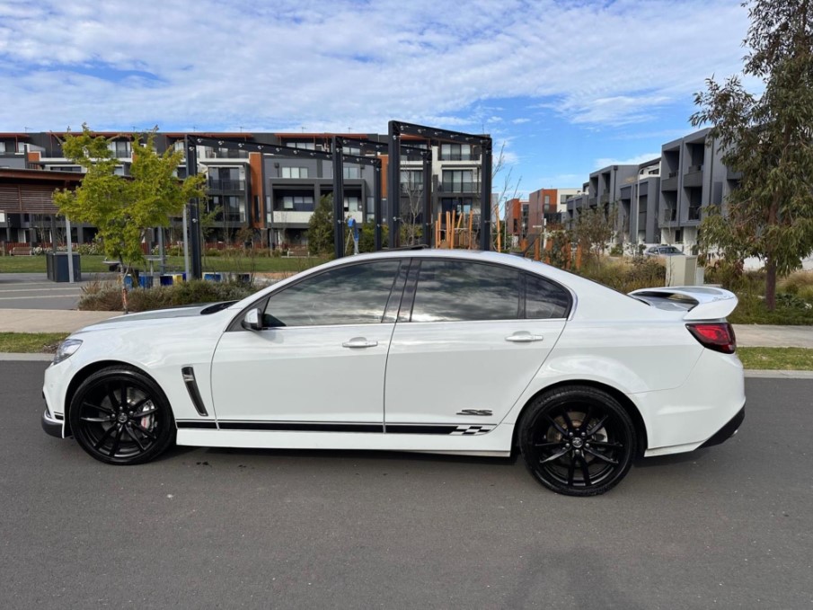 
								2013 HOLDEN Commodore 4D Sedan SSV REDLINE VF – $9,500 full									