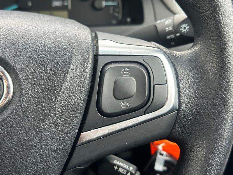 
								2017 Toyota Camry Altise ASV50R 2.5L Petrol (Diamond White) – $6,000 full									