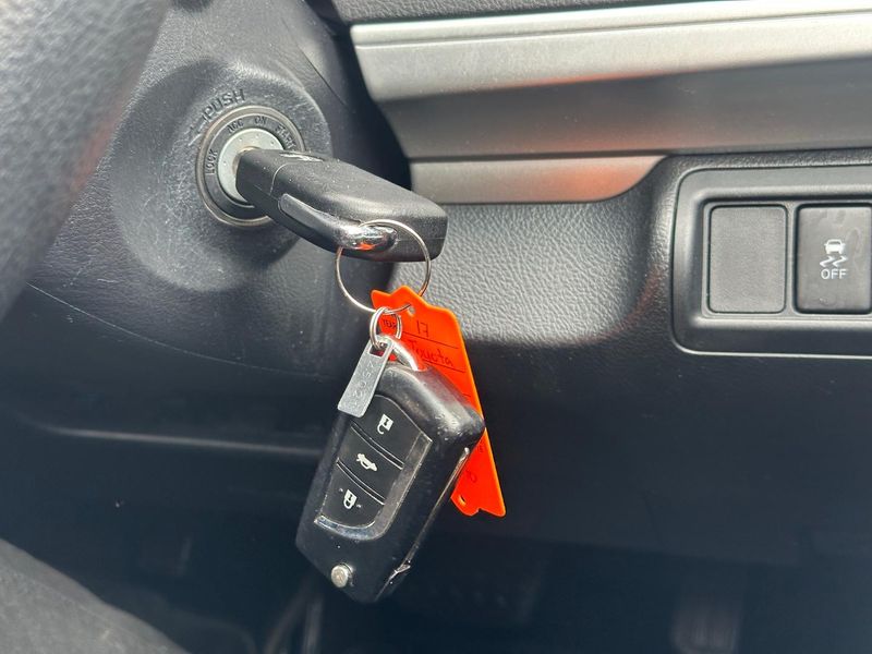 
								2017 Toyota Camry Altise ASV50R 2.5L Petrol (Diamond White) – $6,000 full									